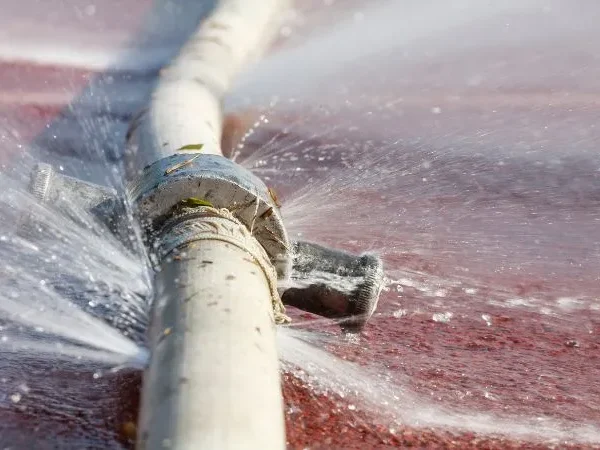 Water pipe leak repair Water pipe leak repair